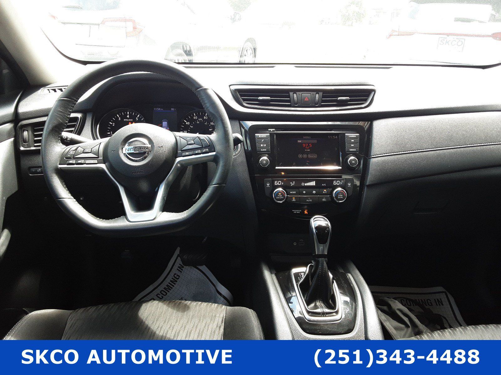 Used 2018 Nissan Rogue SV FWD image 15