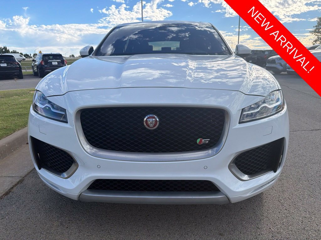 Used 2020 Jaguar F-PACE S AWD/4WD image 2