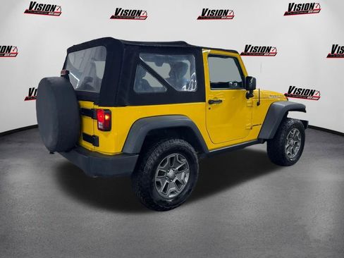 Used 2015 Jeep Wrangler Rubicon w/ Power Convenience Group image 5