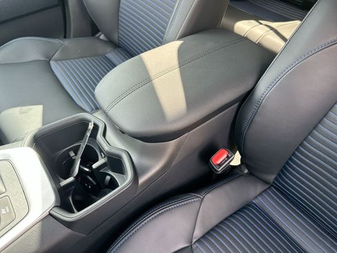 Used 2025 Toyota RAV4 XSE image 21