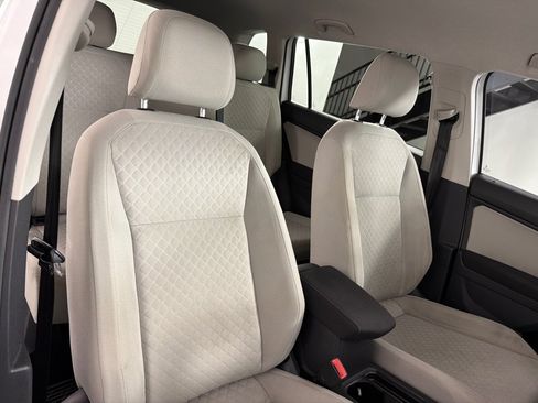 Used 2018 Volkswagen Tiguan S FWD image 23