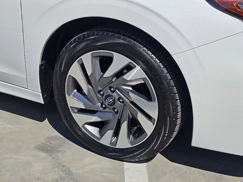 Certified 2025 Subaru Legacy Limited AWD/4WD image 9