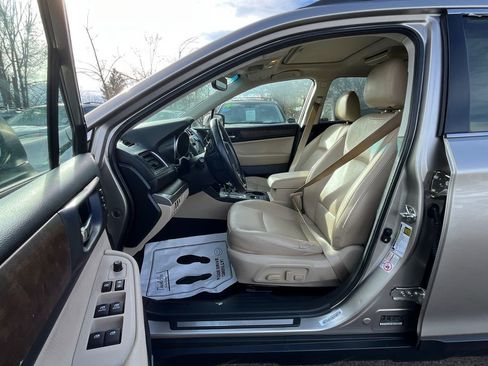 Used 2016 Subaru Outback 2.5i Limited image 21