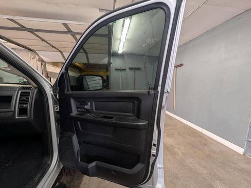 Used 2016 RAM 1500 Express w/ Popular Equipment Group RWD image 30