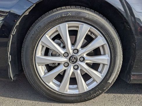 Used 2018 Toyota Camry LE w/ Audio Package image 20