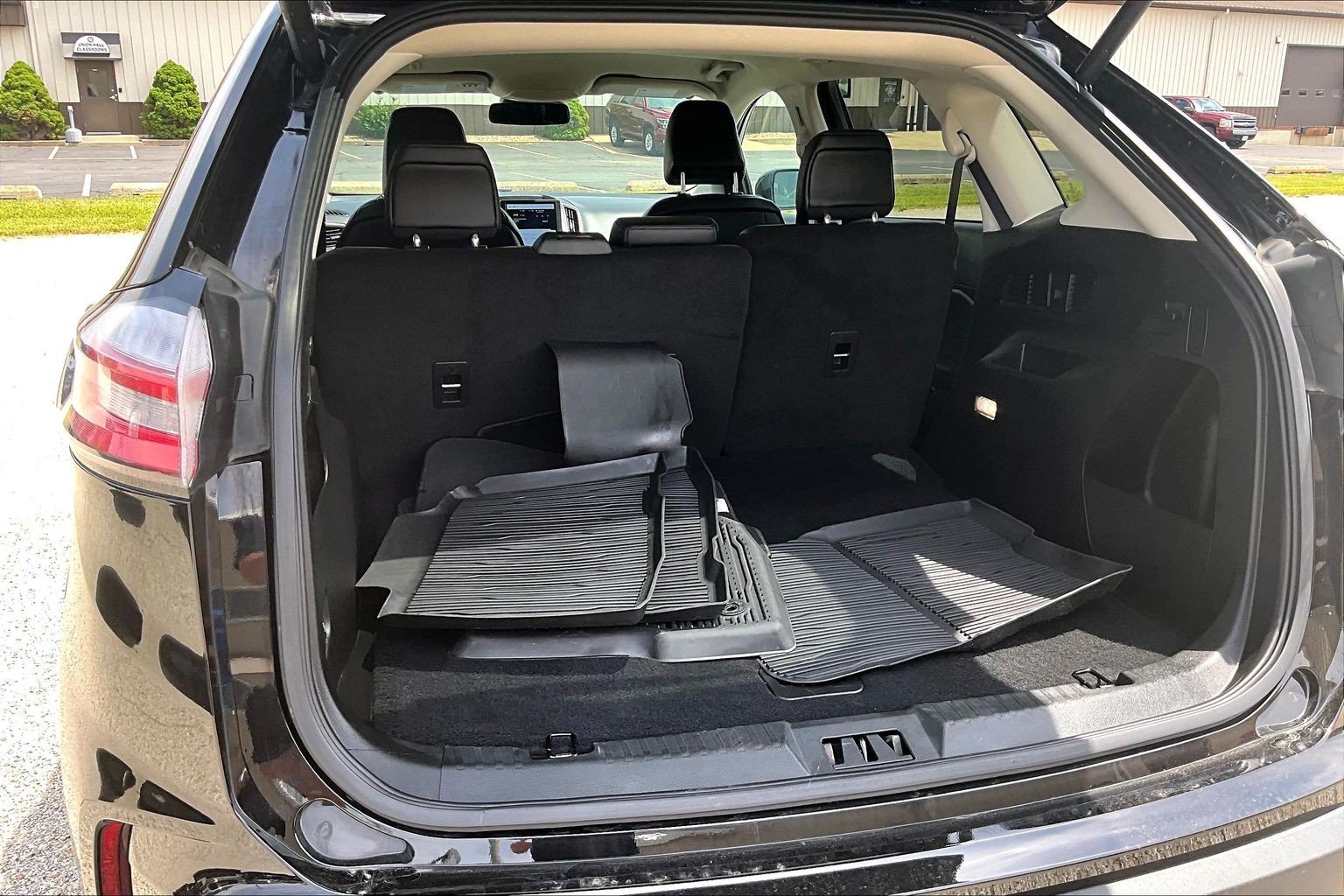 Used 2024 Ford Edge SEL w/ Convenience Package AWD/4WD image 19