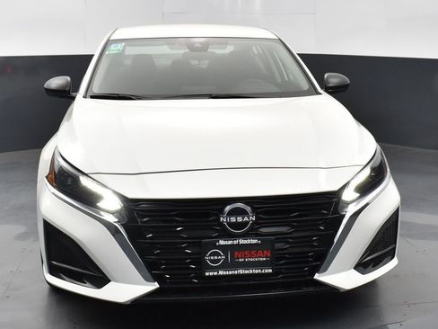 Used 2025 Nissan Altima 2.5 S image 2