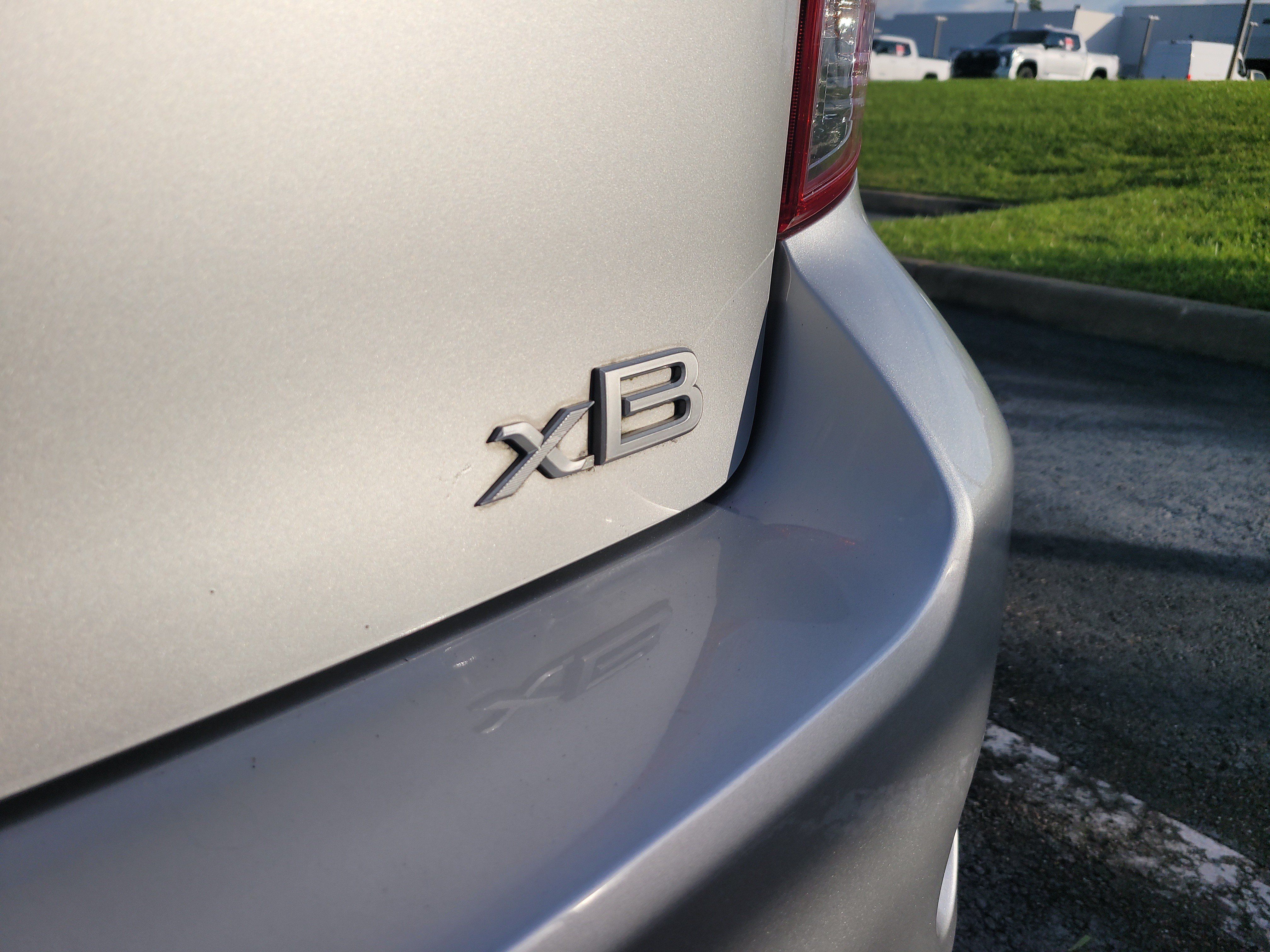 Used 2014 Scion xB FWD image 7