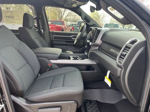 New 2026 RAM 1500 Big Horn AWD/4WD image 28