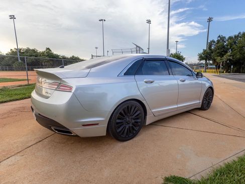 Used 2016 Lincoln MKZ w/ Equipment Group 300A Reserve FWD image 11