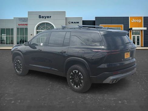 Used 2024 Chevrolet Traverse Z71 w/ Enhanced Driving Package AWD/4WD image 5