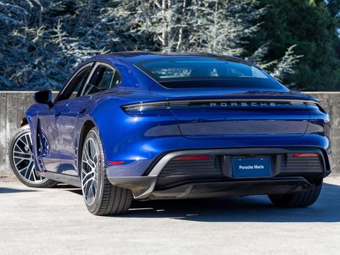 Certified 2021 Porsche Taycan image 3