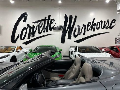 Used 2003 Chevrolet Corvette Convertible w/ Preferred Equipment Group1 RWD image 16