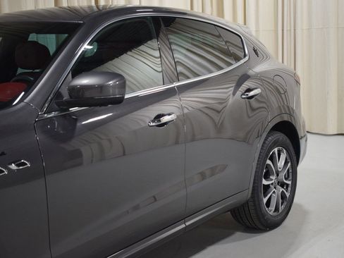 Certified 2022 Maserati Levante Modena AWD/4WD image 2