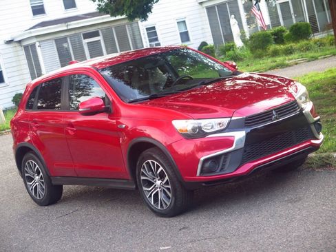 Used 2019 Mitsubishi Outlander Sport ES FWD image 29