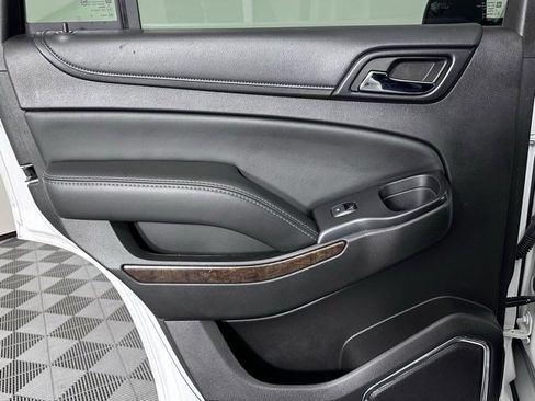 Used 2016 Chevrolet Tahoe LT image 22