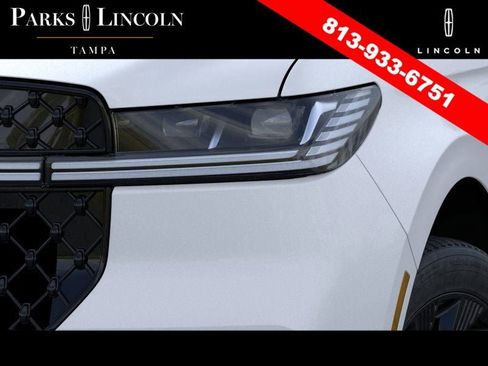New 2025 Lincoln Navigator Reserve w/ Jet Appearance Package image 18