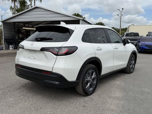 Used 2026 Honda HR-V LX image 5