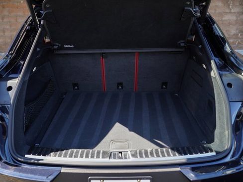 Used 2023 Porsche Cayenne Platinum Edition image 37