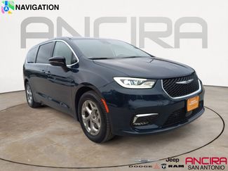 Certified 2024 Chrysler Pacifica Limited video 1