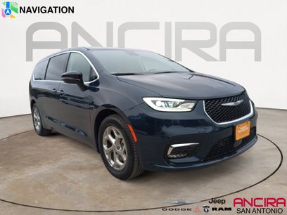 Certified 2024 Chrysler Pacifica Limited