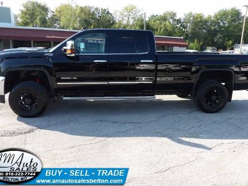 Used 2017 GMC Sierra 2500 SLT image 2