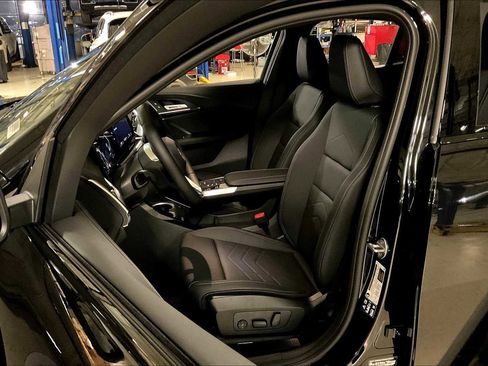 New 2026 BMW X2 xDrive28i w/ Convenience Package image 9