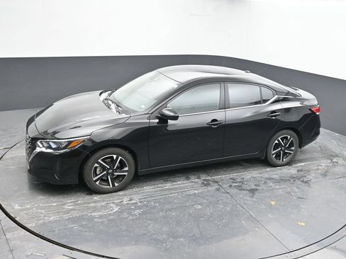 Used 2024 Nissan Sentra SV FWD image 41