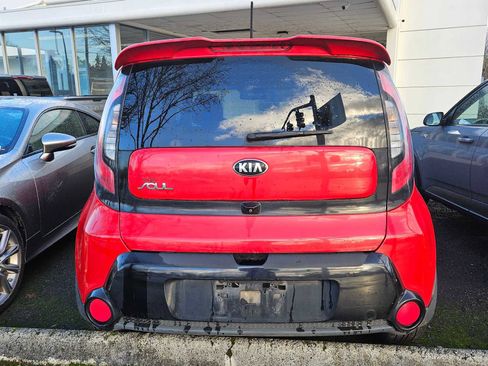 Used 2016 Kia Soul + image 3