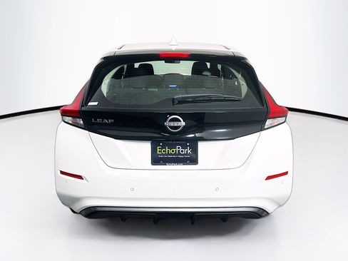 Used 2025 Nissan Leaf S FWD image 7