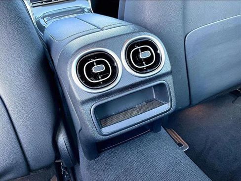 Certified 2022 Mercedes-Benz C 300 4MATIC Sedan image 25