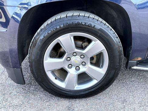 Used 2017 Chevrolet Suburban Premier image 24