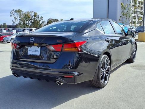 New 2026 Nissan Altima 2.5 SR FWD image 8
