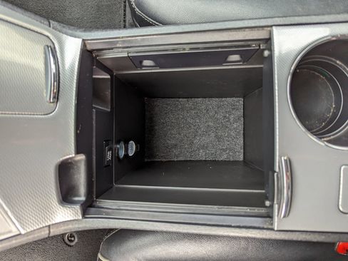 Used 2014 Toyota Venza Limited image 28