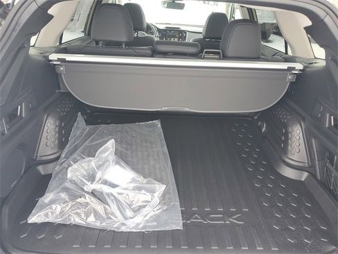 Certified 2025 Subaru Outback Limited image 8