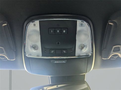 Used 2023 Dodge Charger Scat Pack w/ Daytona Edition Group image 26