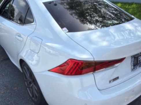 Used 2020 Lexus IS 350 F Sport w/ F Sport Package RWD image 5