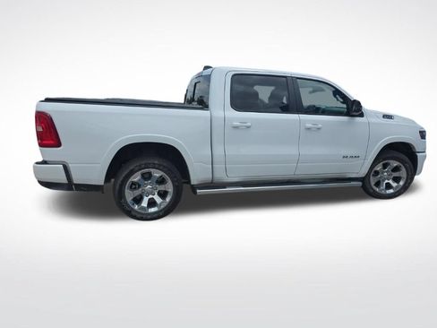 Used 2025 RAM 1500 Big Horn AWD/4WD image 39
