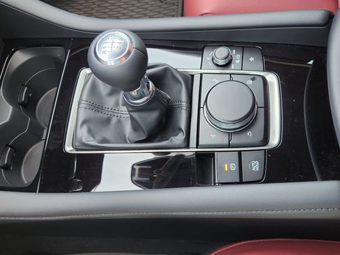 New 2026 MAZDA MAZDA3 2.5 S Hatchback w/ Premium Pkg FWD image 21