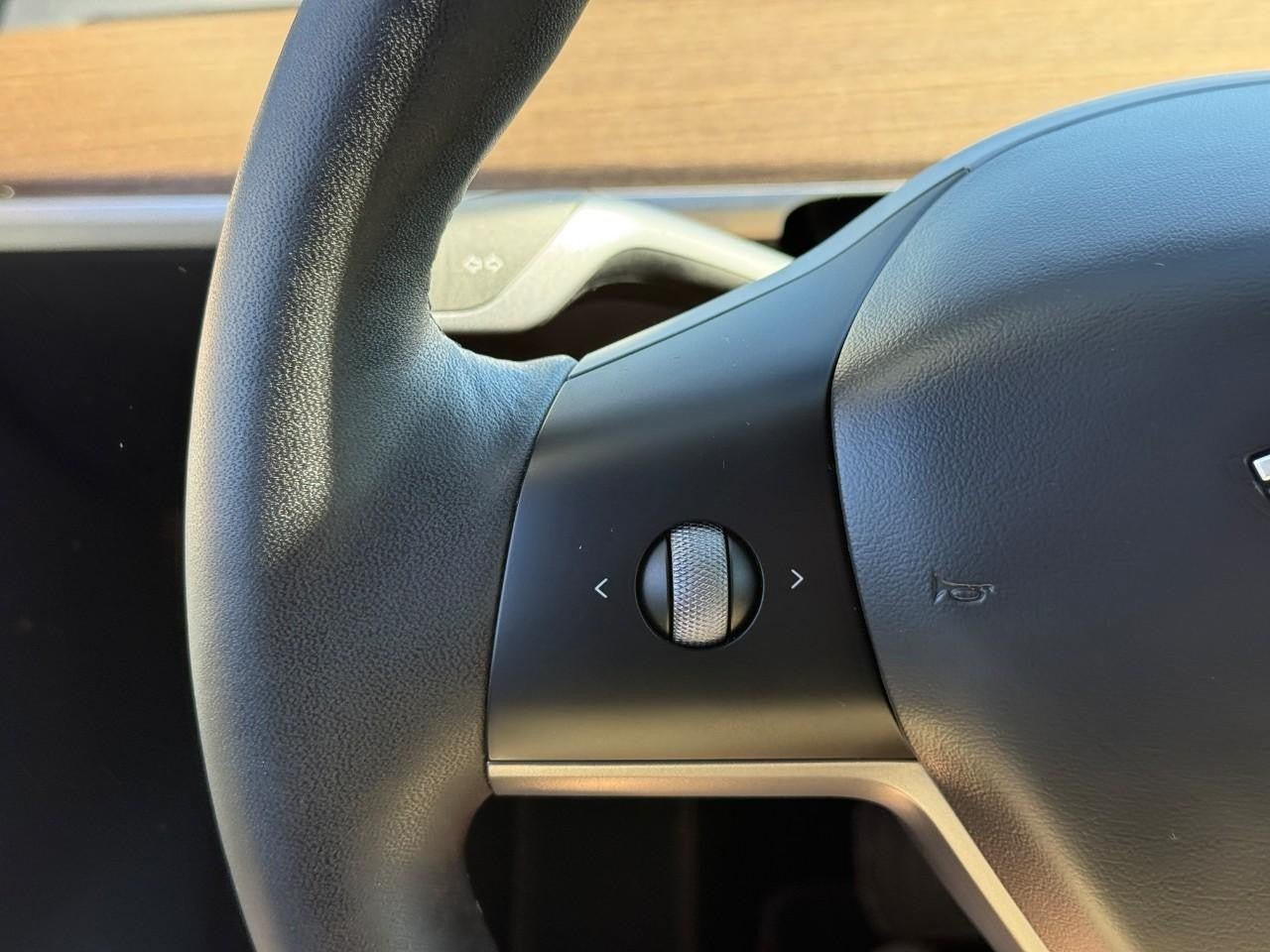 Used 2024 Tesla Model Y Long Range RWD image 16