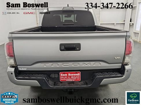Used 2021 Toyota Tacoma TRD Off-Road w/ Technology Package AWD/4WD image 7