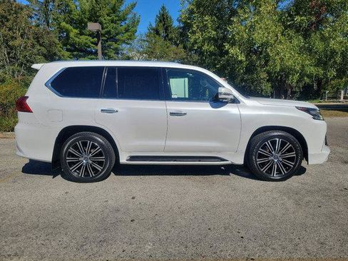 Certified 2020 Lexus LX 570 4WD w/ Sport Package image 7