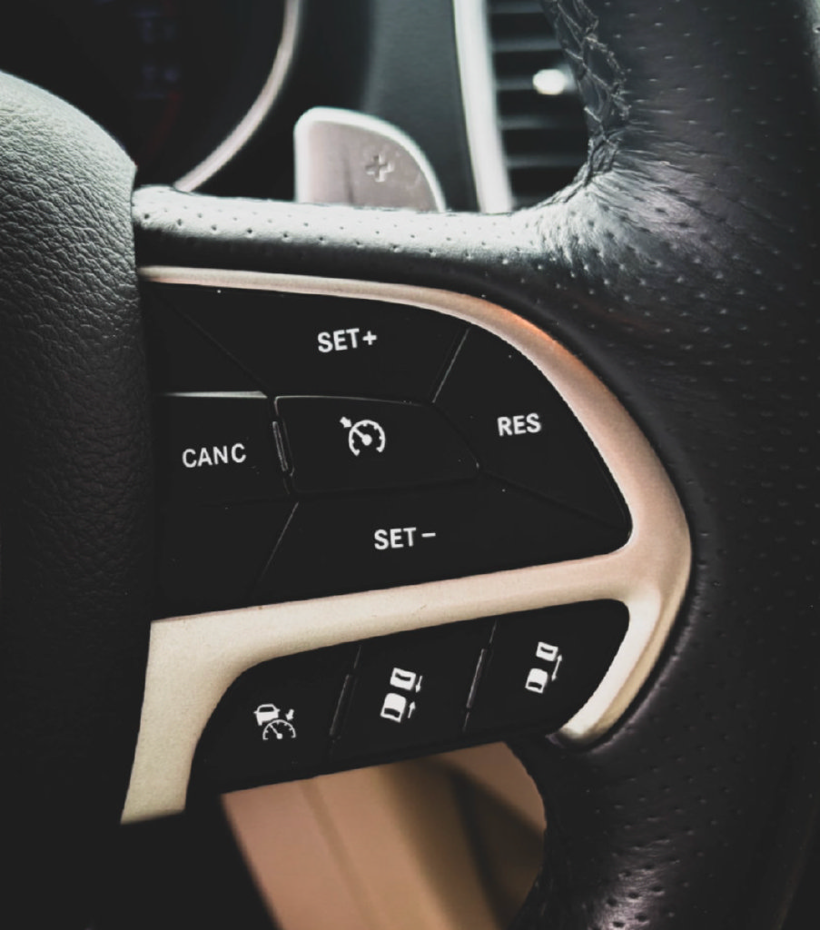 Used 2018 Dodge Durango Citadel w/ Technology Group AWD/4WD image 9