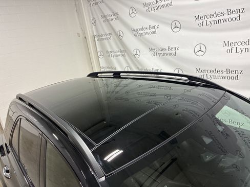 Used 2023 Mercedes-Benz GLE 450 GLE 450 w/ AMG Line Exterior image 32