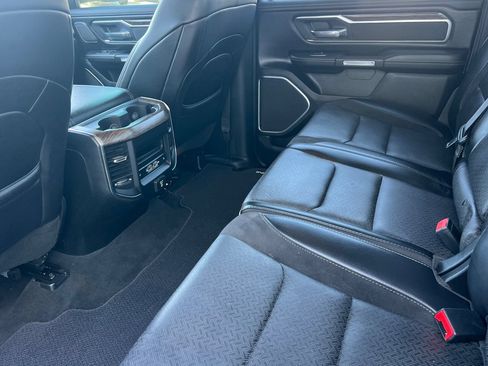 Used 2019 RAM 1500 Laramie AWD/4WD image 13