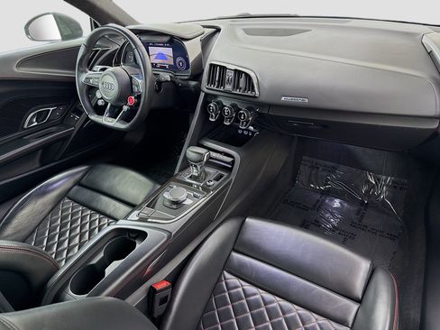 Used 2021 Audi R8 V10 performance image 25