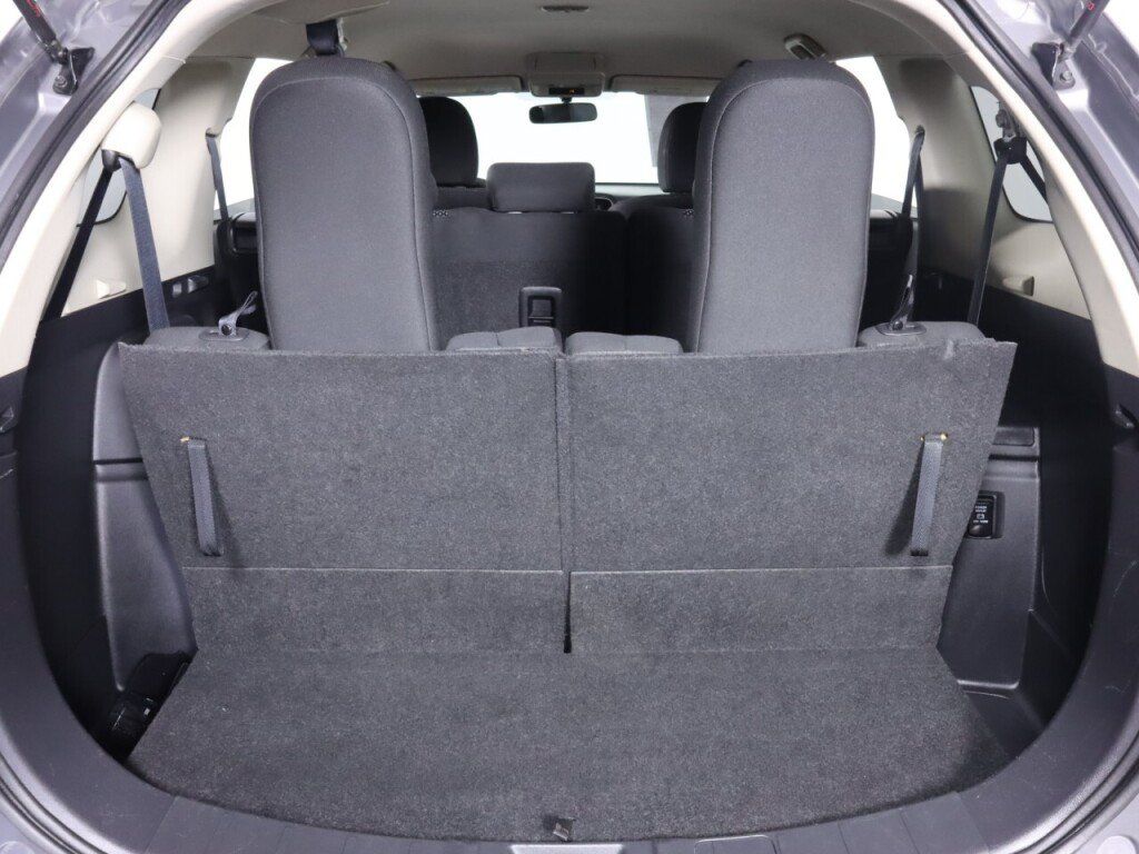 Used 2020 Mitsubishi Outlander ES AWD/4WD image 34