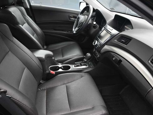 Used 2018 Acura ILX FWD image 21