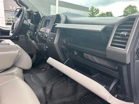 Used 2019 Ford F550 4x4 SuperCab Super Duty image 12