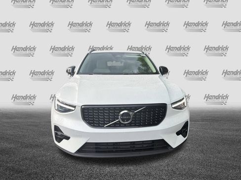 New 2026 Volvo XC40 B5 Ultra w/ Protection Package Premier AWD/4WD image 3